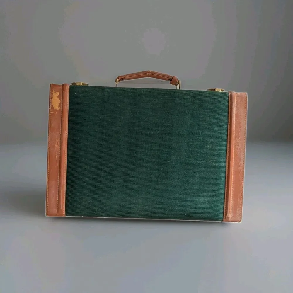 Vintage Corduroy Backgammon Set Briefcase Style Green Tan Board Game